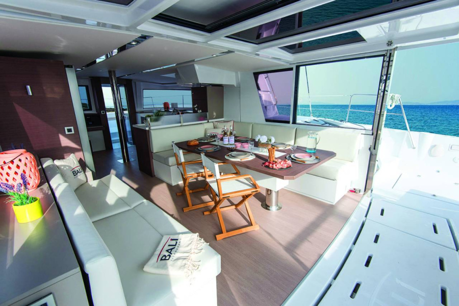 Photo #5 - Bali 4.8 - 5 + 1 cab (PELICAN BLEU) in Nanny Cay - 61504
