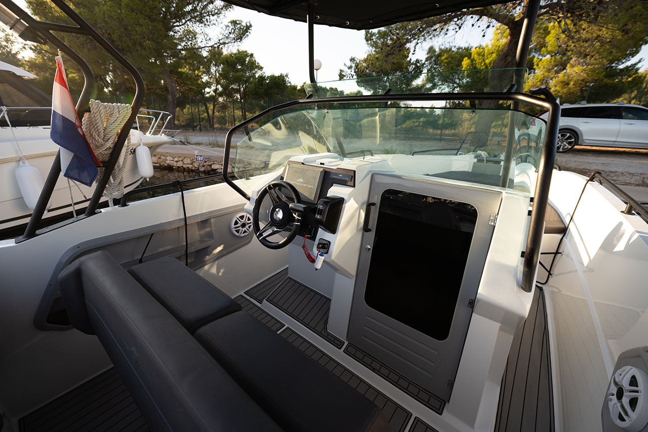 Photo #2 - Northmaster 645 Open (NN) en Solaris Resort - 61710