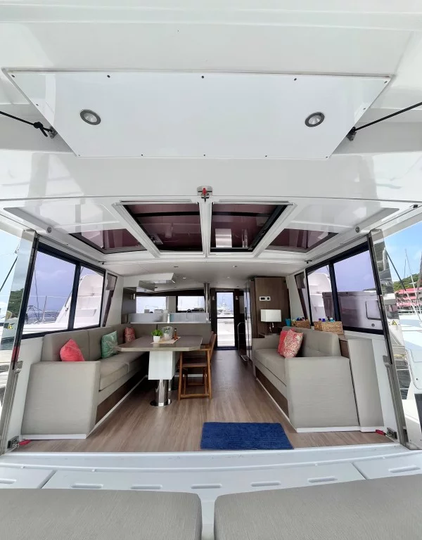 Bali 4.6 - 4 + 1 cab. (Sea Dog)  - 2