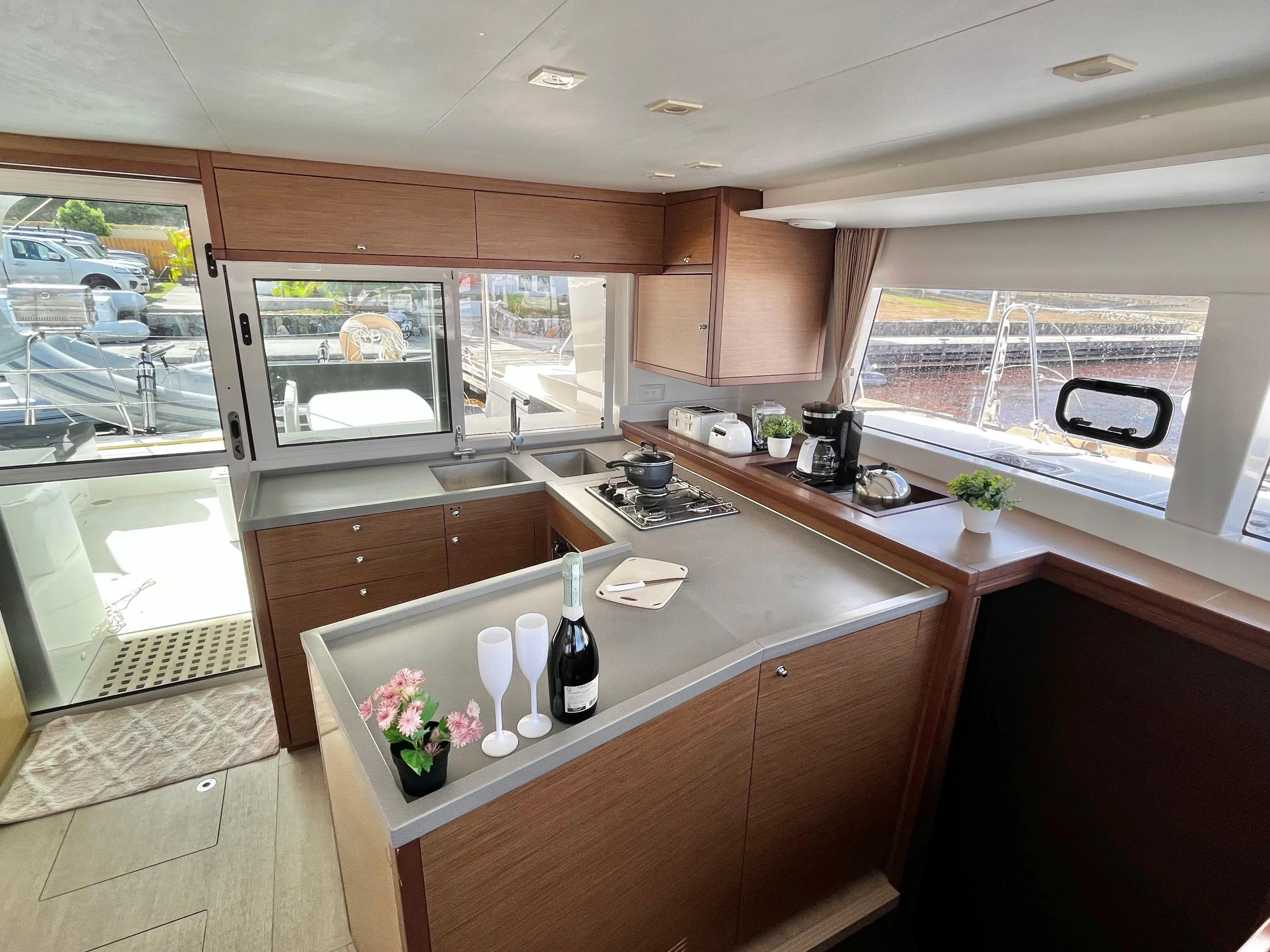 Lagoon 450 - 4 + 2 cab. (Sea Runner IV)  - 3