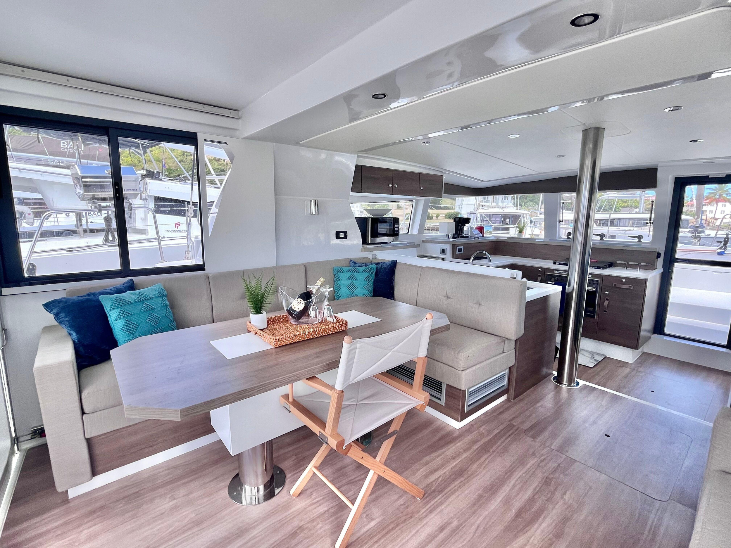 Photo #12 - Bali 4.2 (Hard Deck) in Parham Town - 61999
