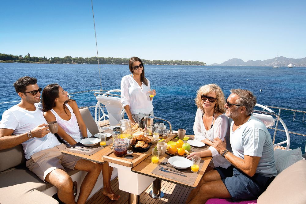 Photo #6 - Bavaria Cruiser 46 - 4 cab. (ECONOMY) in Mykonos - 61585