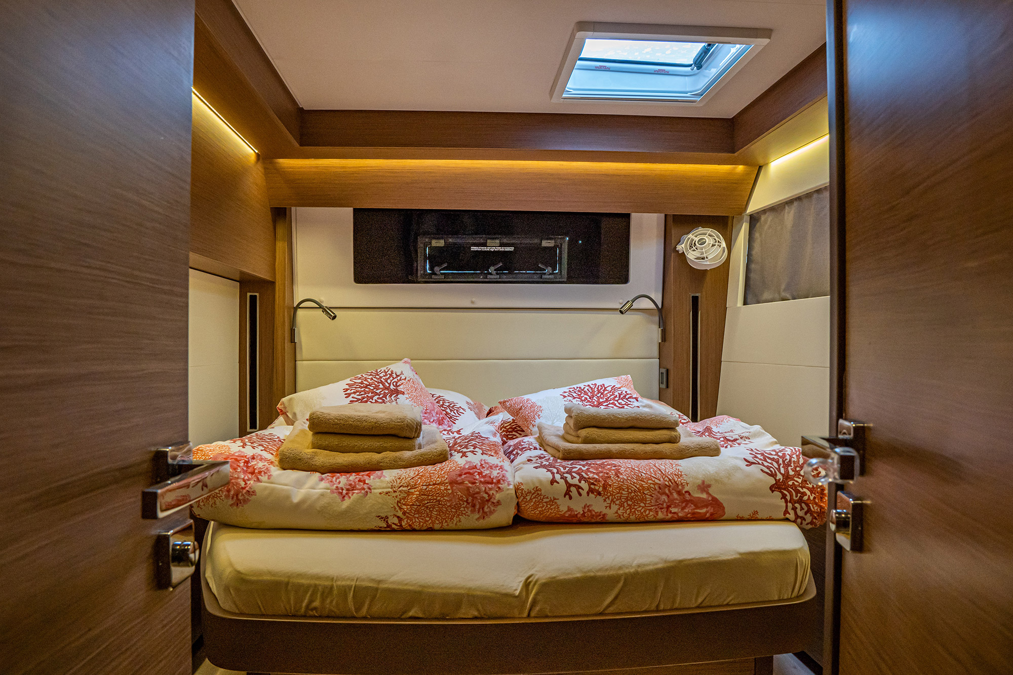 Photo #8 - Lagoon 50 - 5 + 2 cab. (Princess Kiss) in Kastela - 61795