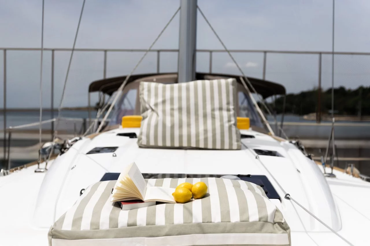 Sun Odyssey 469 (Lemon)  - 2