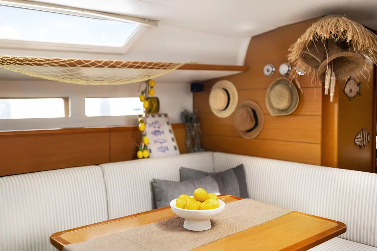 Sun Odyssey 469 (Lemon)  - 5