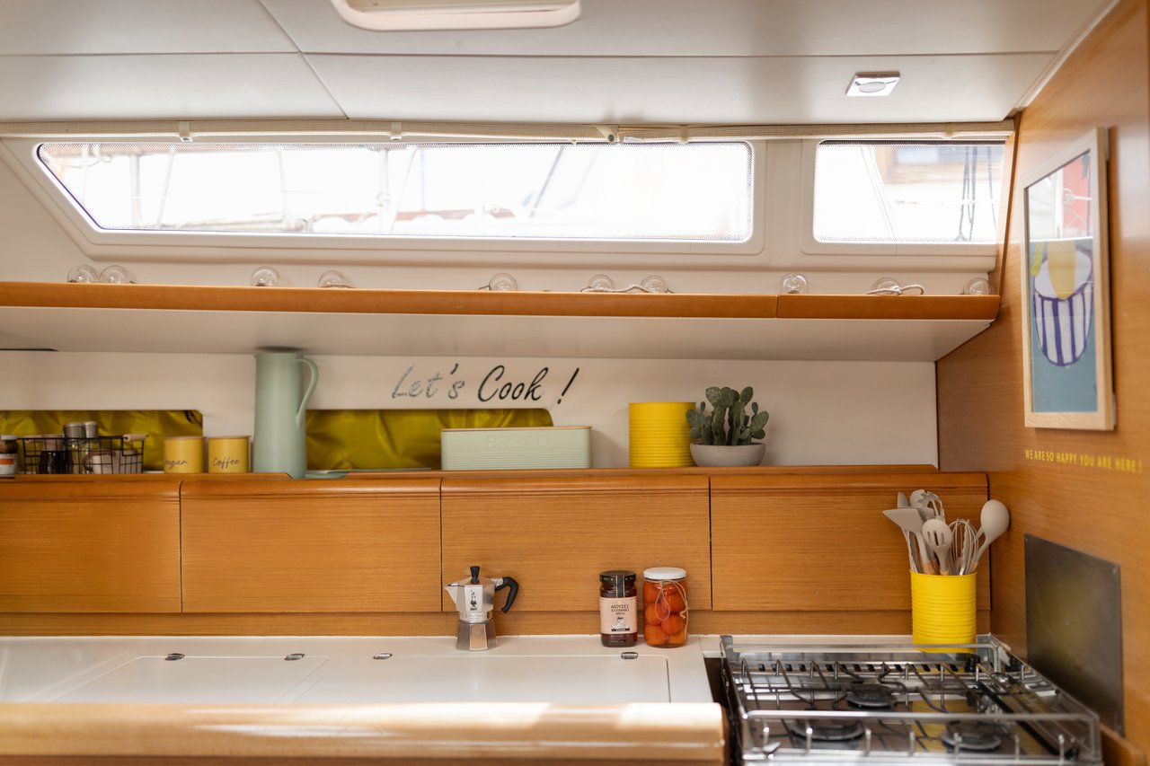 Photo #9 - Sun Odyssey 469 (Lemon) in Preveza - 61748