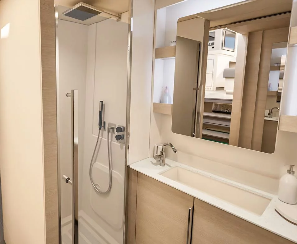 Fountaine Pajot New 44 Quatour ELECTRIC - 4 + 1 cab. (MANATEE)  - 6