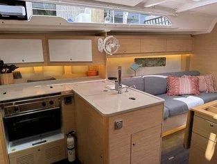 Dufour 37 - 3 cab. (Island Girl)  - 13
