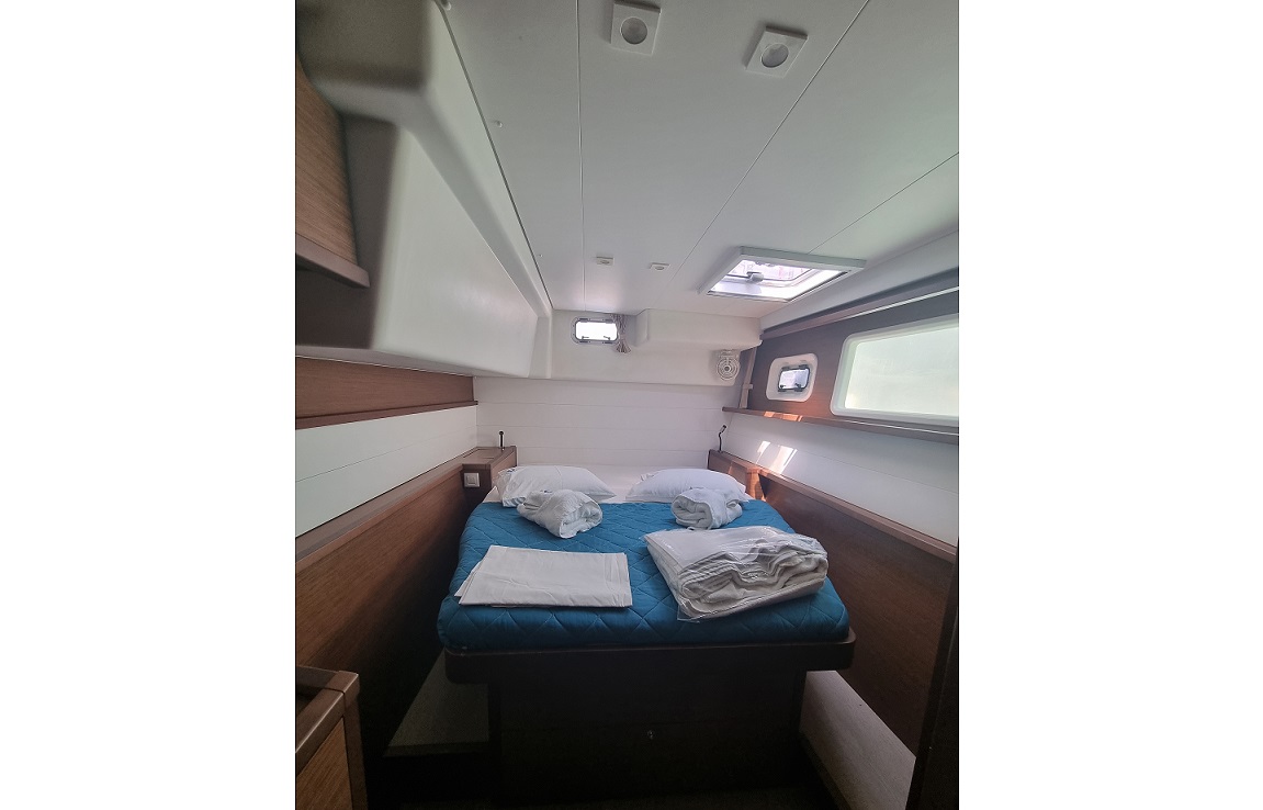 Photo #8 - Lagoon 450 F - 4 + 2 cab. (SoulMate) in Lavrion - 43999