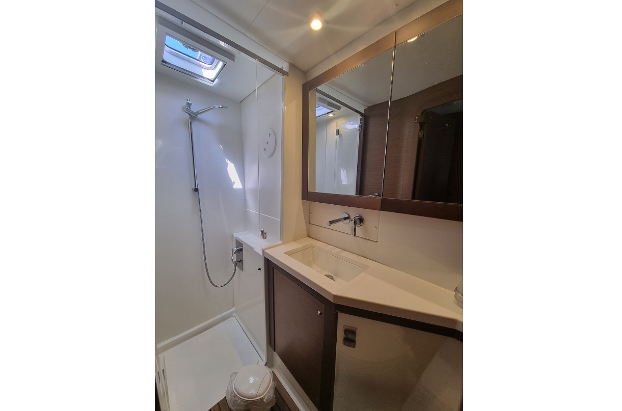 Photo #10 - Lagoon 450 F - 4 + 2 cab. (SoulMate) in Lavrion - 43999