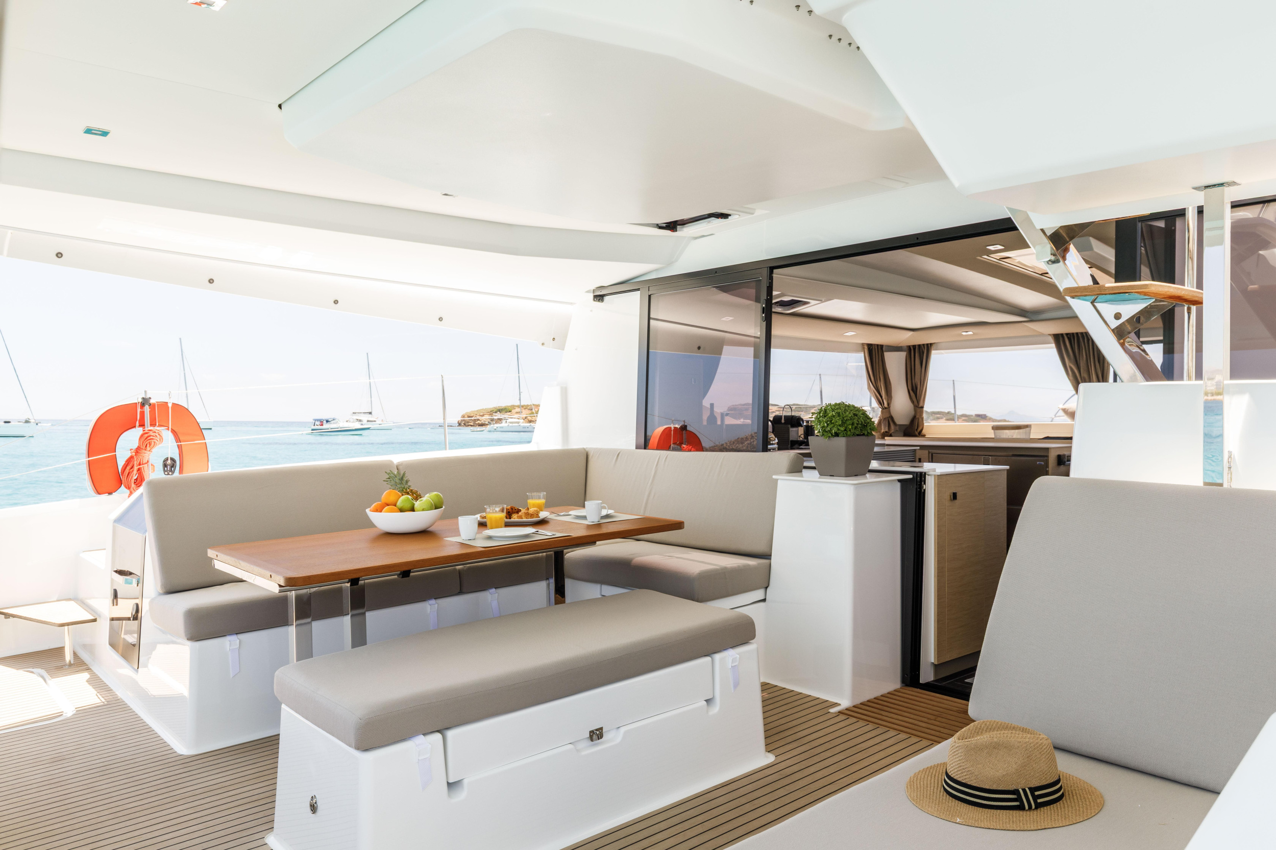 Photo #5 - Fountaine Pajot Tanna 47 - 5 + 1 cab. (Nerida) en Athènes - 61799