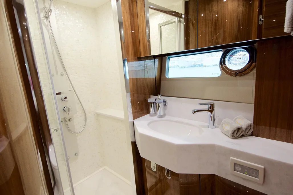 Photo #31 - Sunseeker 75 (Opal Adriatic) en Trogir - 61910