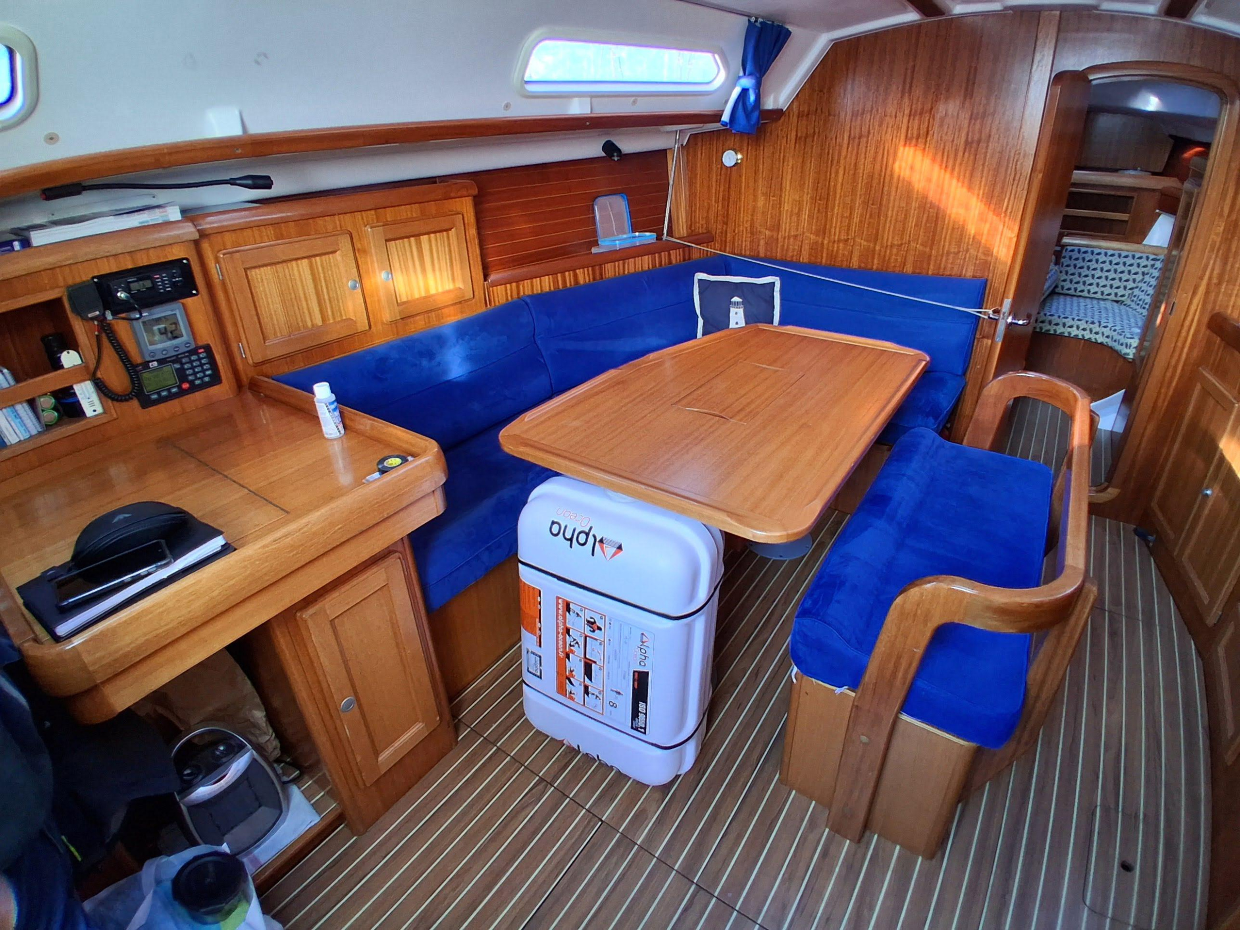 Photo #5 - Dufour 36 Classic (Marmotton) in La Rochelle - 61902