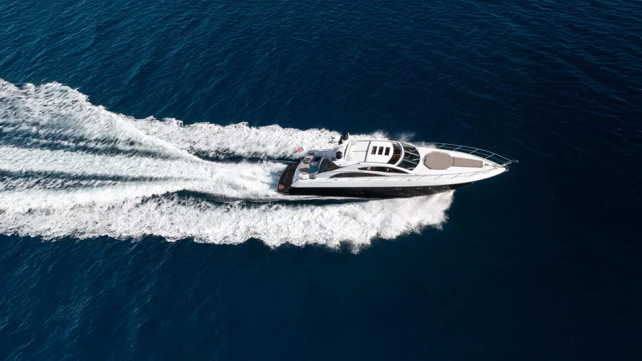 Sunseeker Predator 72 (Boy Toy)  - 2