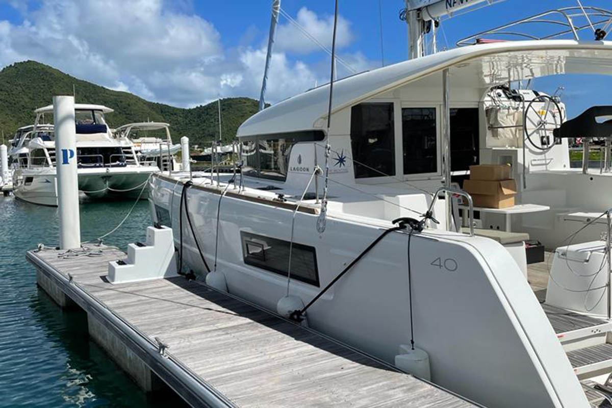 Photo #6 - Lagoon 40 - 4 + 2 cab (Queen Marry II) in Nanny Cay - 44080