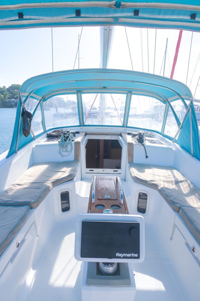 Photo #4 - Sun Odyssey 44 DS (Sea Wolf) en Laguna Azul - 63163