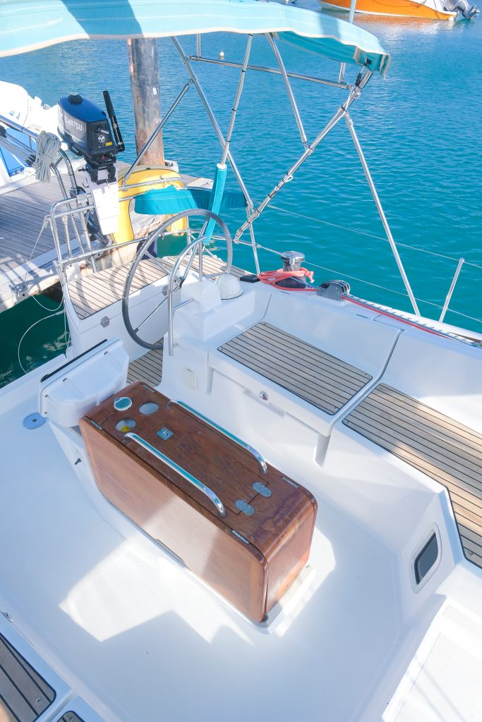 Photo #8 - Sun Odyssey 44 DS (Sea Wolf) en Laguna Azul - 63163