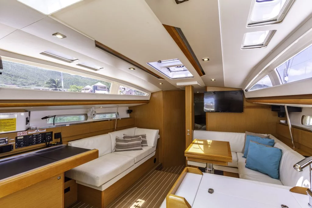 Sun Odyssey 44 DS (Sea Wolf)  - 14