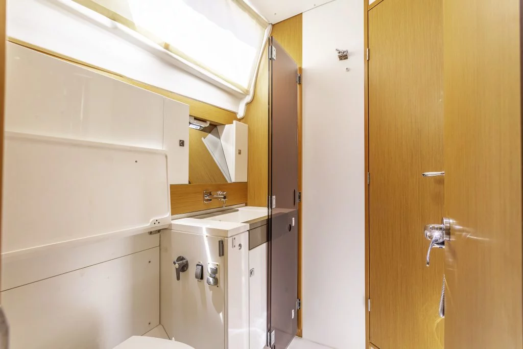 Sun Odyssey 44 DS (Sea Wolf)  - 24