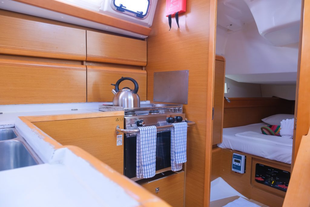 Photo #13 - Sun Odyssey 449 (Calia) en Laguna Azul - 63164