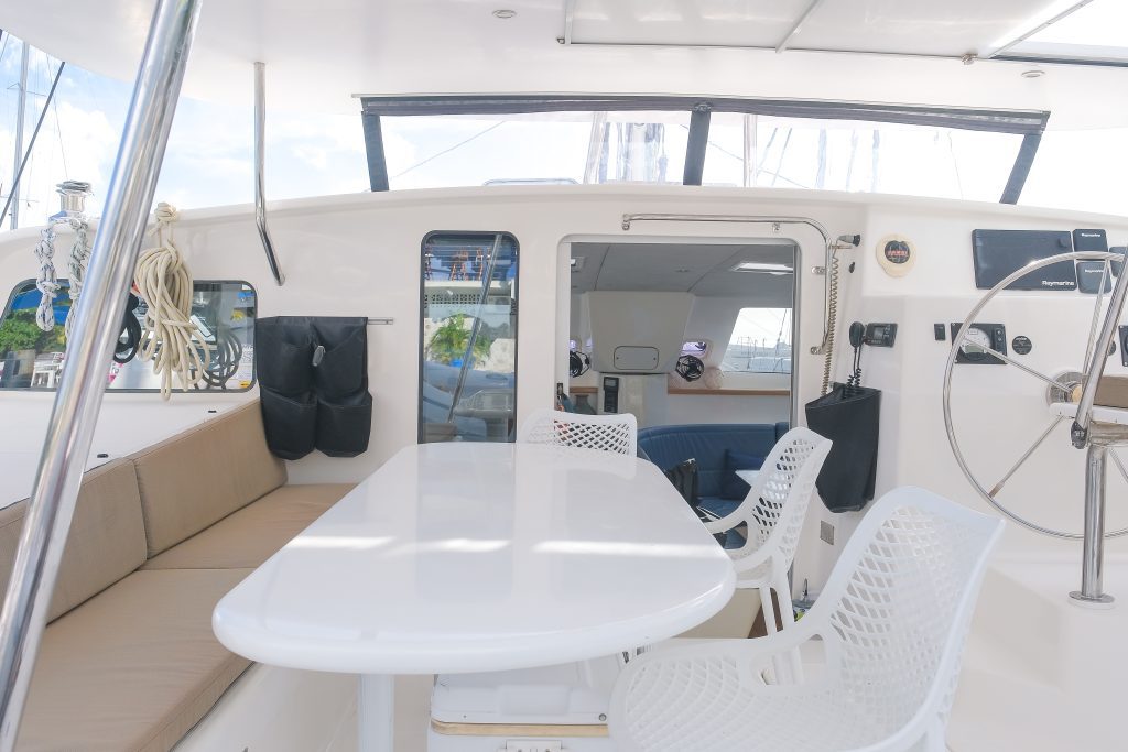 Photo #12 - Voyage 480 - 4 + 2 cab. (Mucho Gusto) in Laguna Blu - 63167
