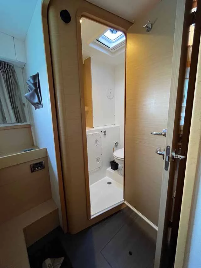 Lagoon 42 - 4 cab. (Ocean Light)  - 8