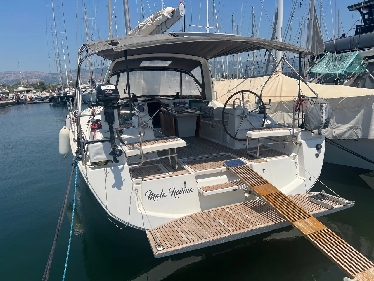 Oceanis 41.1 (Mala Nevina)  - 2
