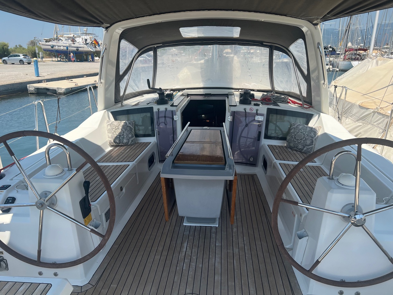 Photo #4 - Oceanis 41.1 (Mala Nevina) in Preveza - 62130