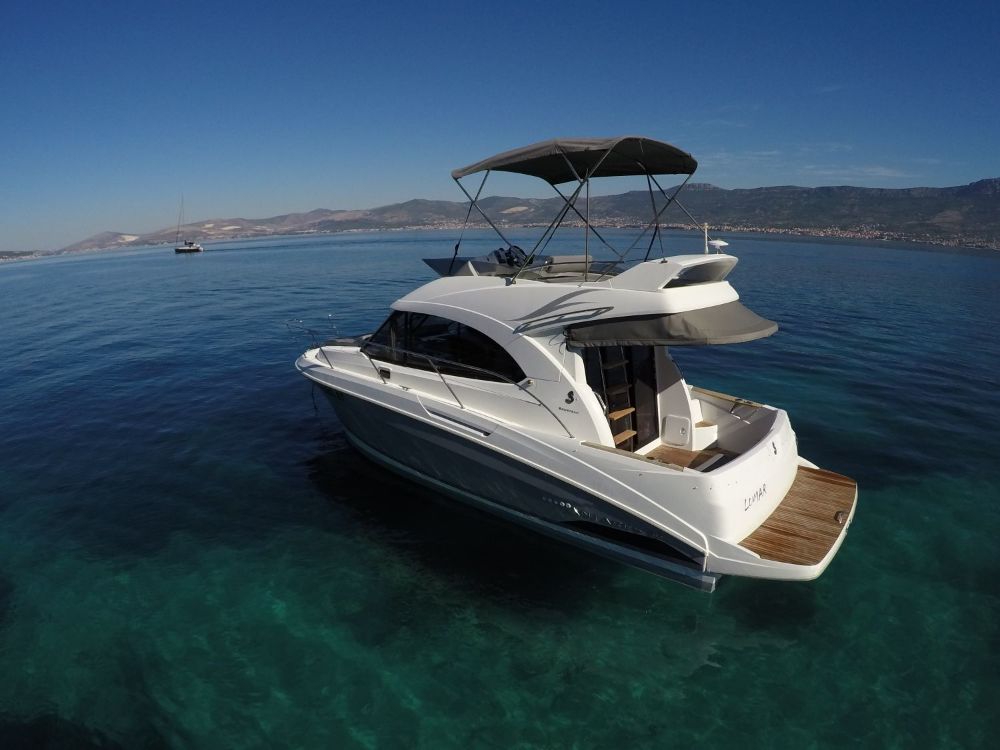 Photo #9 - Antares 30 (Lumar) in Split - 44099