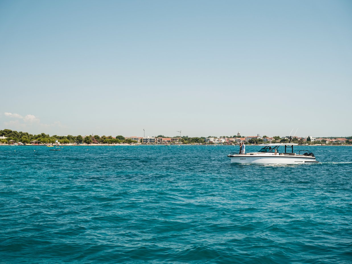 Photo #6 - Axopar 37 Sun Top (Axopar 37) in Zadar - 63247