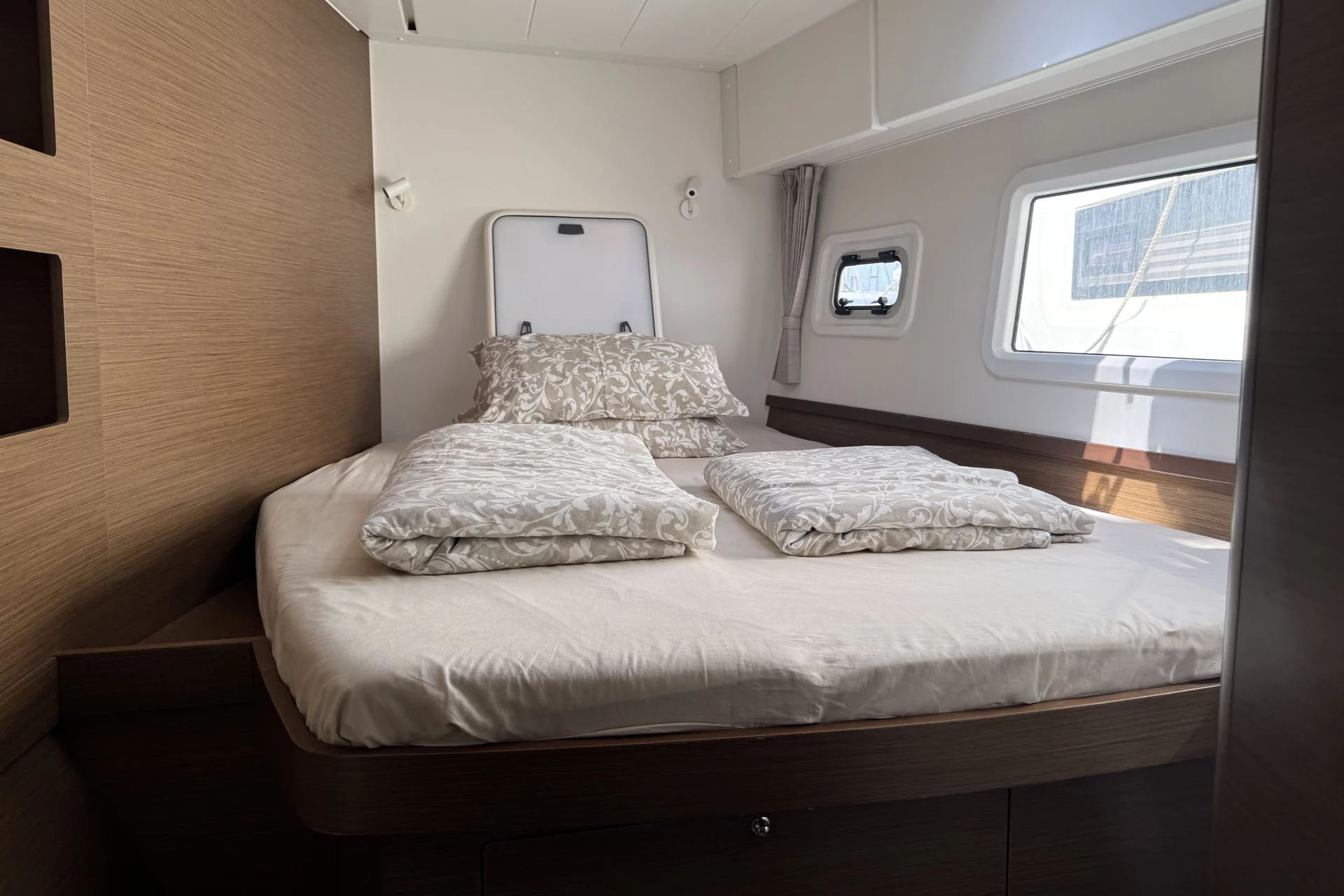 Lagoon 42 - 4 cab. (Moonlight)  - 22