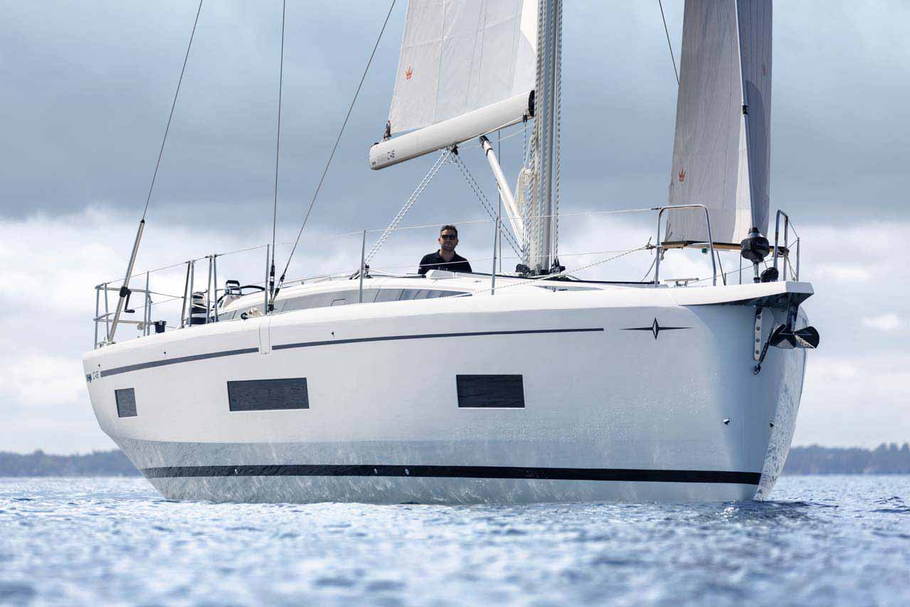 Photo #3 - Bavaria C46 - 4 cab. (NN1) en Marina dell'Isola - 63599