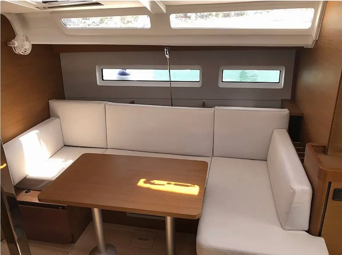 Sun Odyssey 440 (Tikal III)  - 8