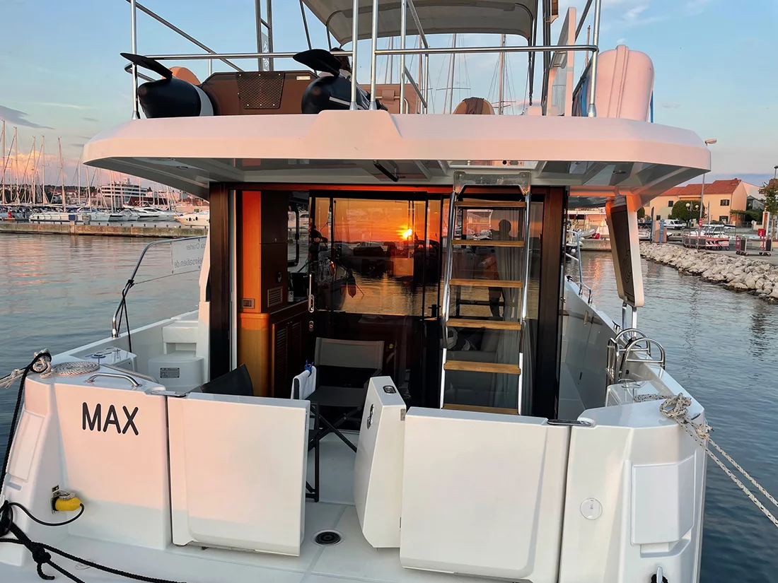 Swift Trawler 35 (Max)  - 3