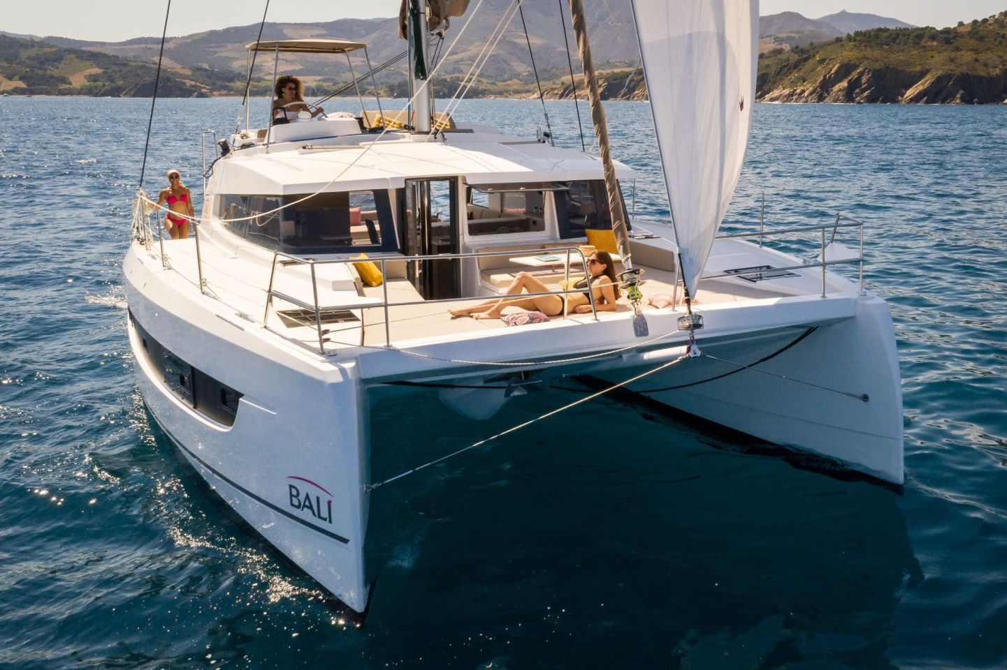 Photo #3 - Bali 4.2 OW (VITA FELICE_G) in Marsh Harbour - 63611