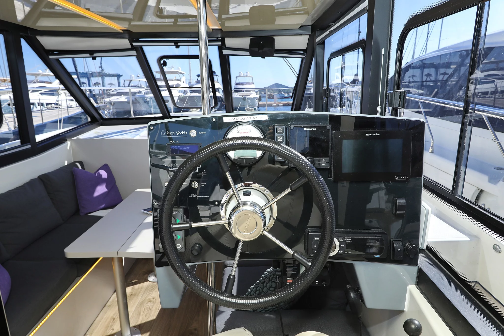 Futura 40 Grand Horizon (Nanda)  - 11
