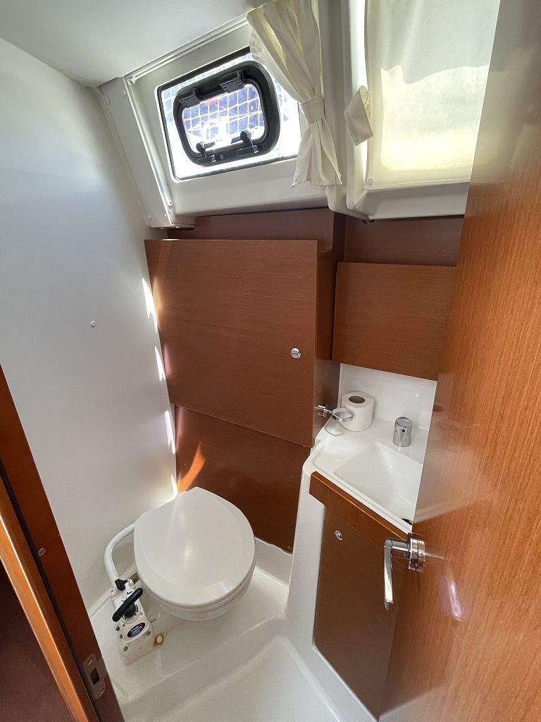 Photo #19 - Oceanis 38.1 (Elsa) en Sukosan - 44157
