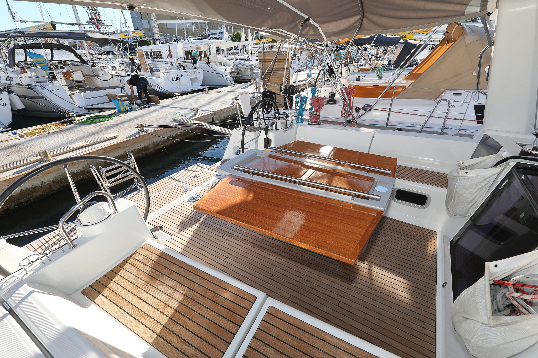 Photo #7 - Oceanis 45 - 4 cab. (Barbarella II) in Trogir - 44176