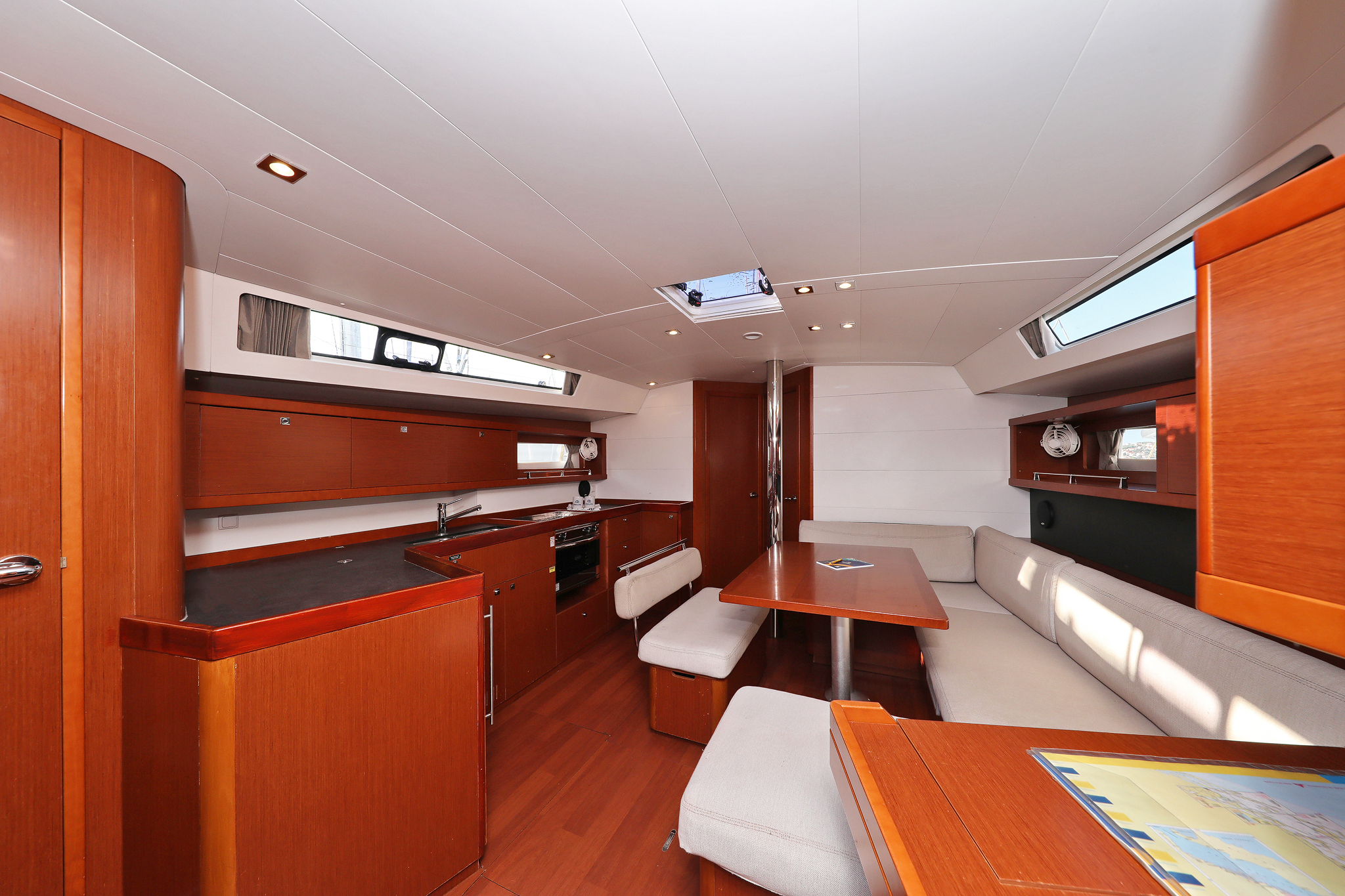Photo #19 - Oceanis 45 - 4 cab. (Barbarella II) in Trogir - 44176