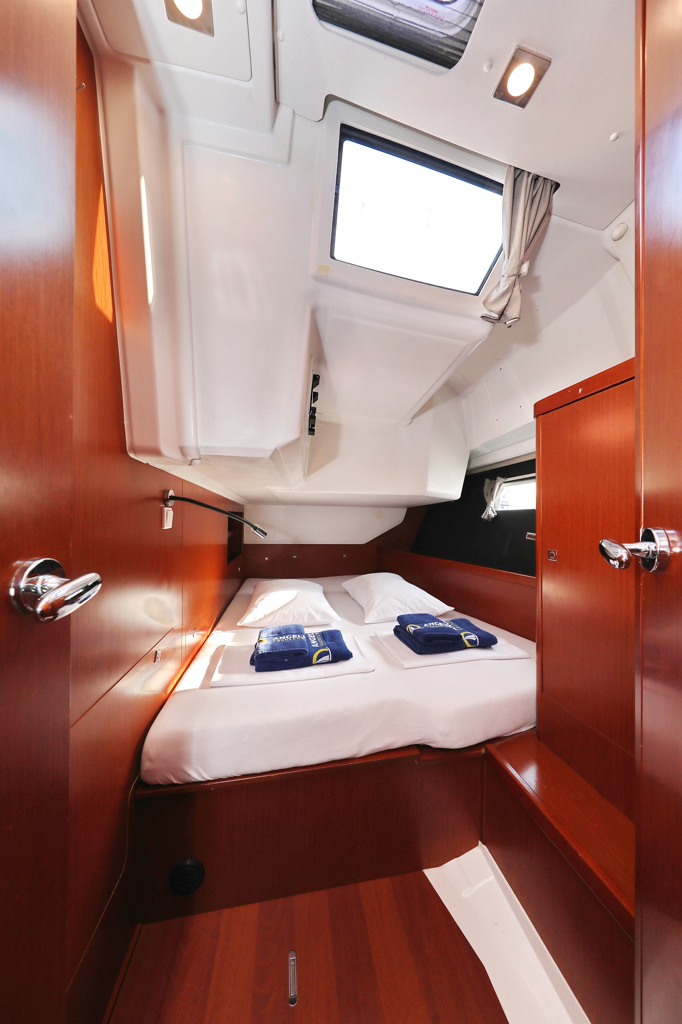 Photo #25 - Oceanis 45 - 4 cab. (Barbarella II) in Trogir - 44176
