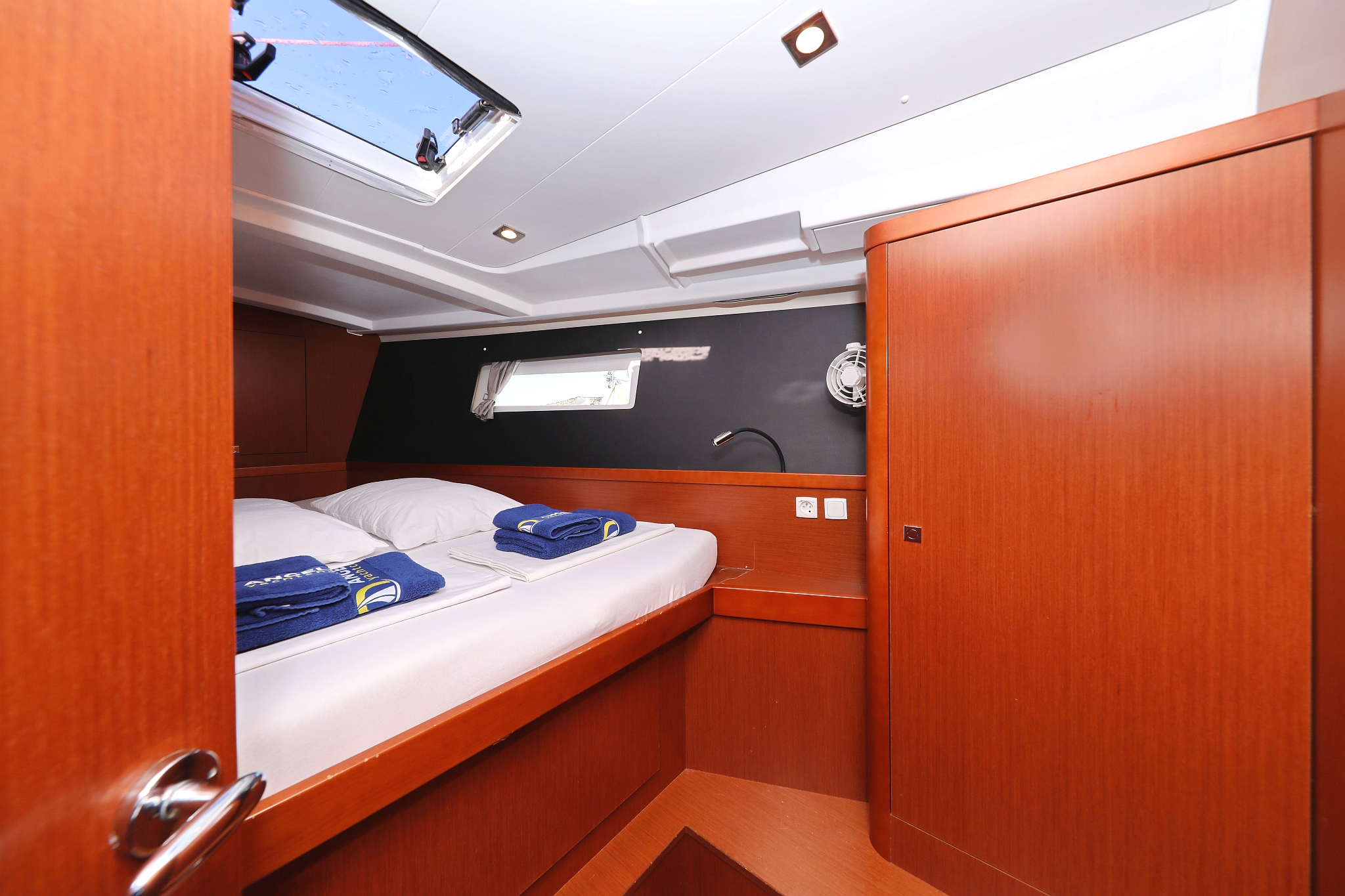 Photo #27 - Oceanis 45 - 4 cab. (Barbarella II) in Trogir - 44176