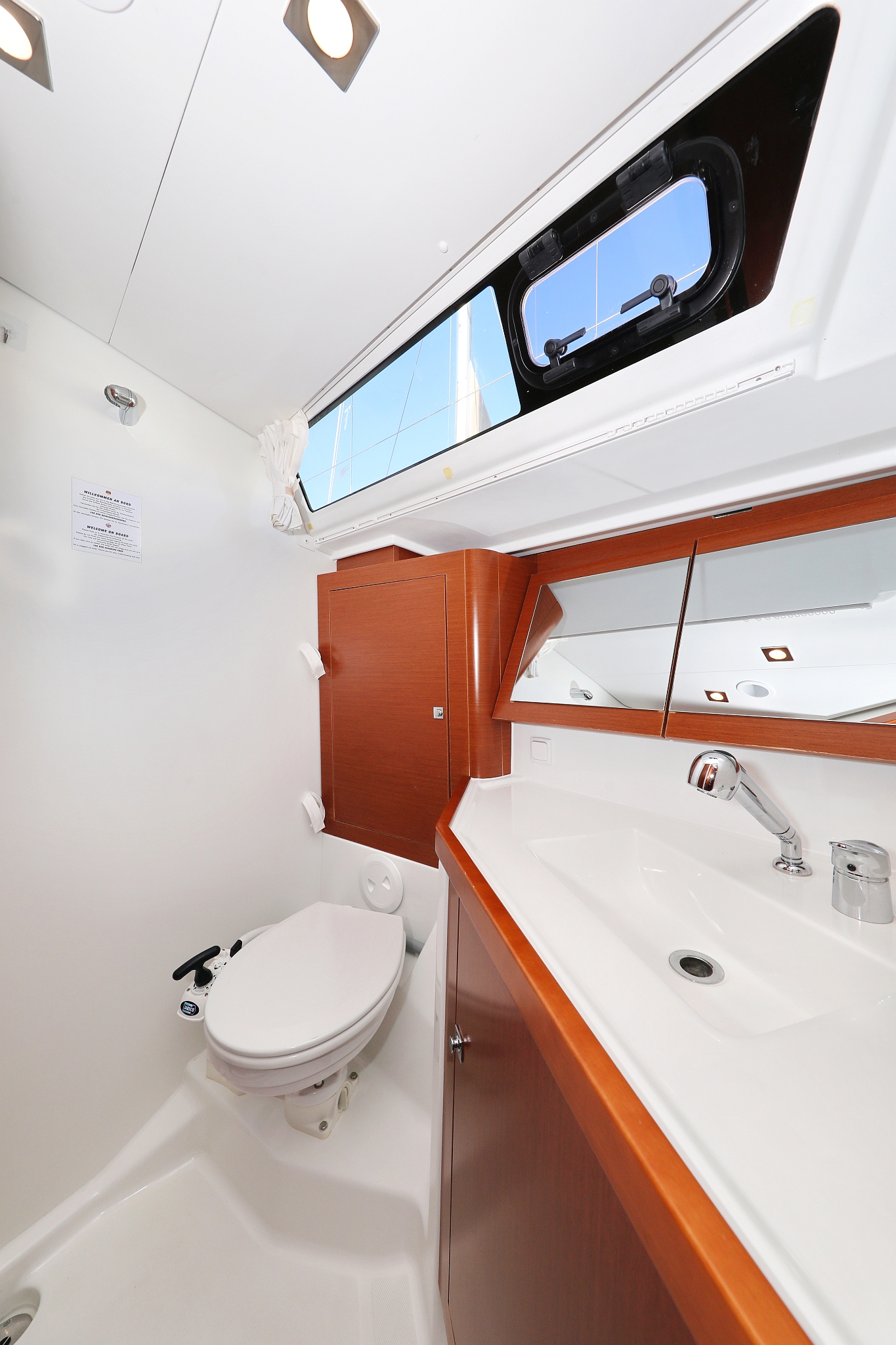 Photo #33 - Oceanis 45 - 4 cab. (Barbarella II) in Trogir - 44176