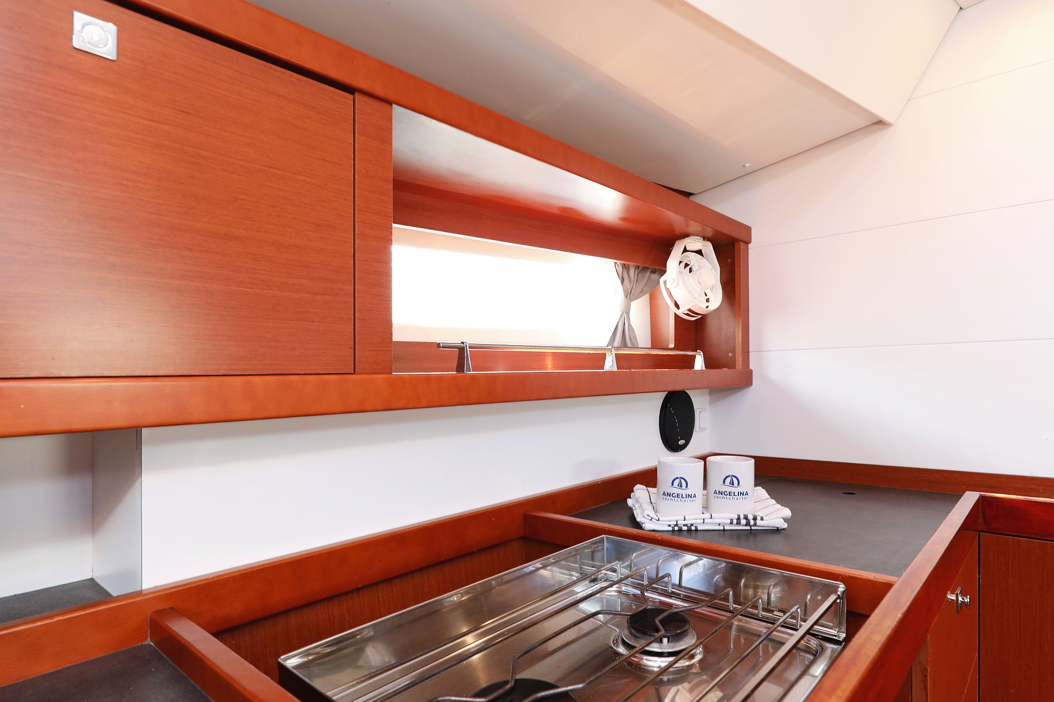 Photo #38 - Oceanis 45 - 4 cab. (Barbarella II) in Trogir - 44176