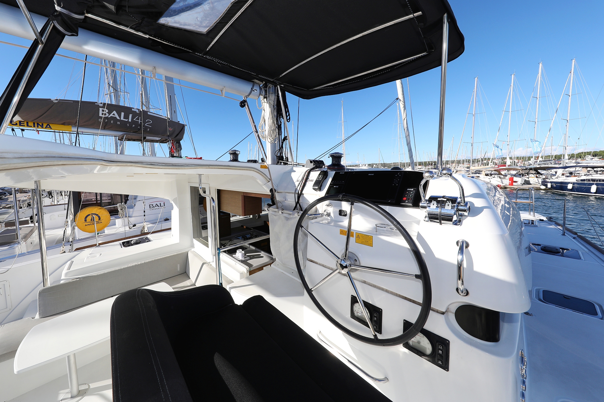 Photo #9 - Lagoon 40 - 4 + 2 cab (Wild Cat) in Biograd - 44177