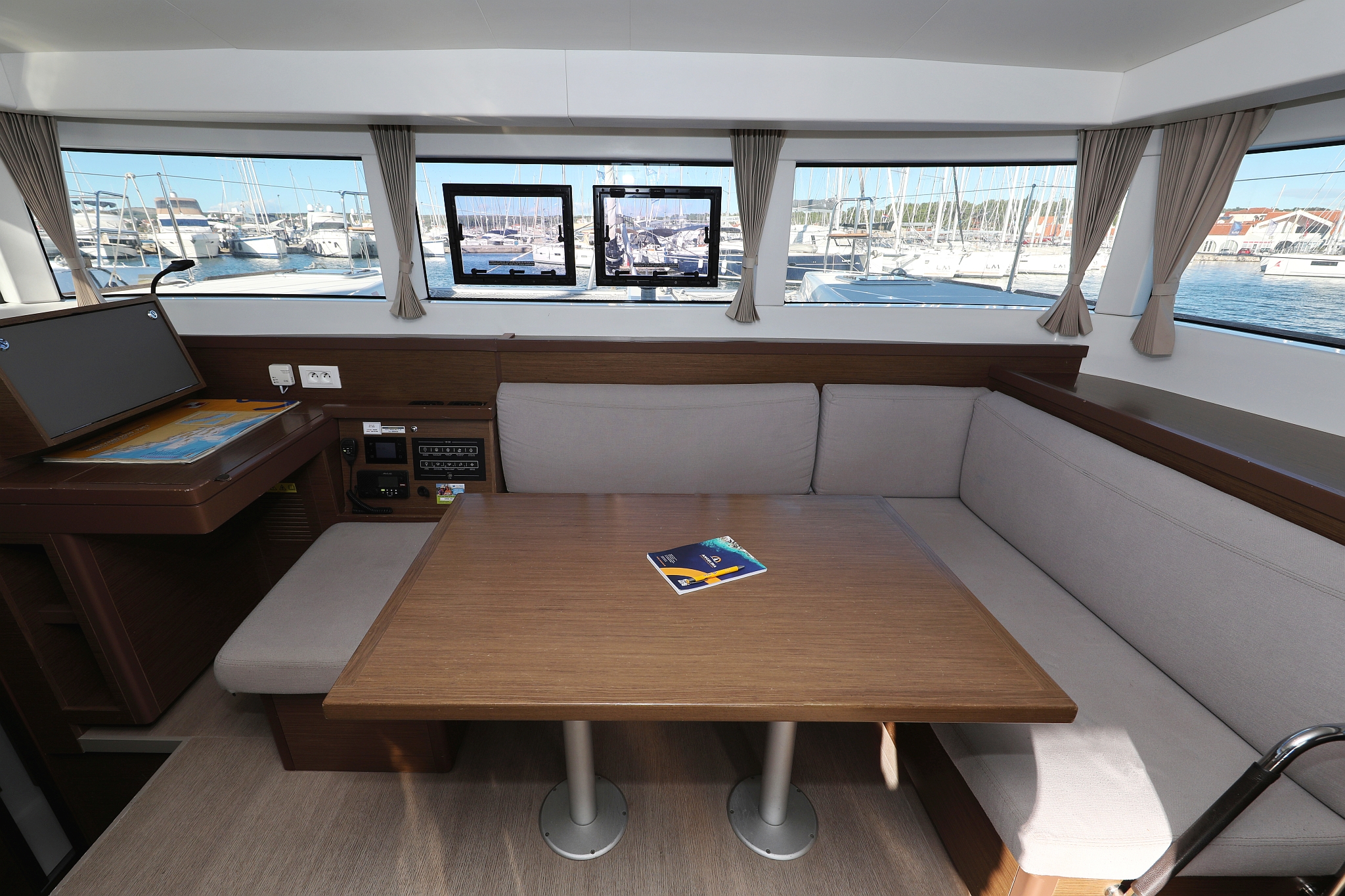 Photo #19 - Lagoon 40 - 4 + 2 cab (Wild Cat) in Biograd - 44177