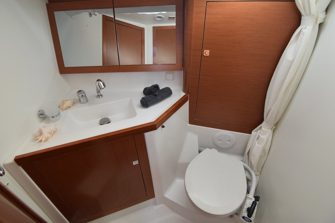 Photo #14 - Oceanis 45 - 4 cab. (Semiramis) in Corfù - 44189