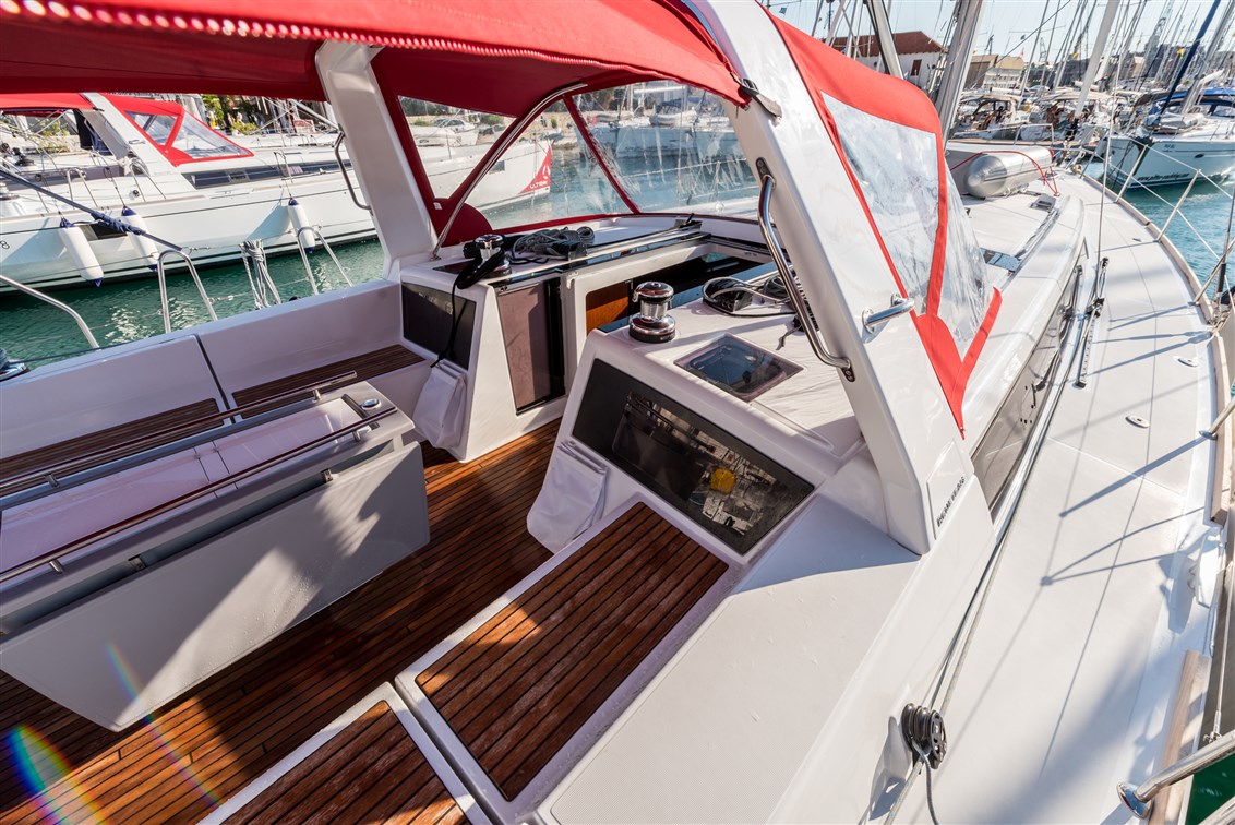 Photo #8 - Oceanis 48 - 4 cab. (Flou) en Split - 44202
