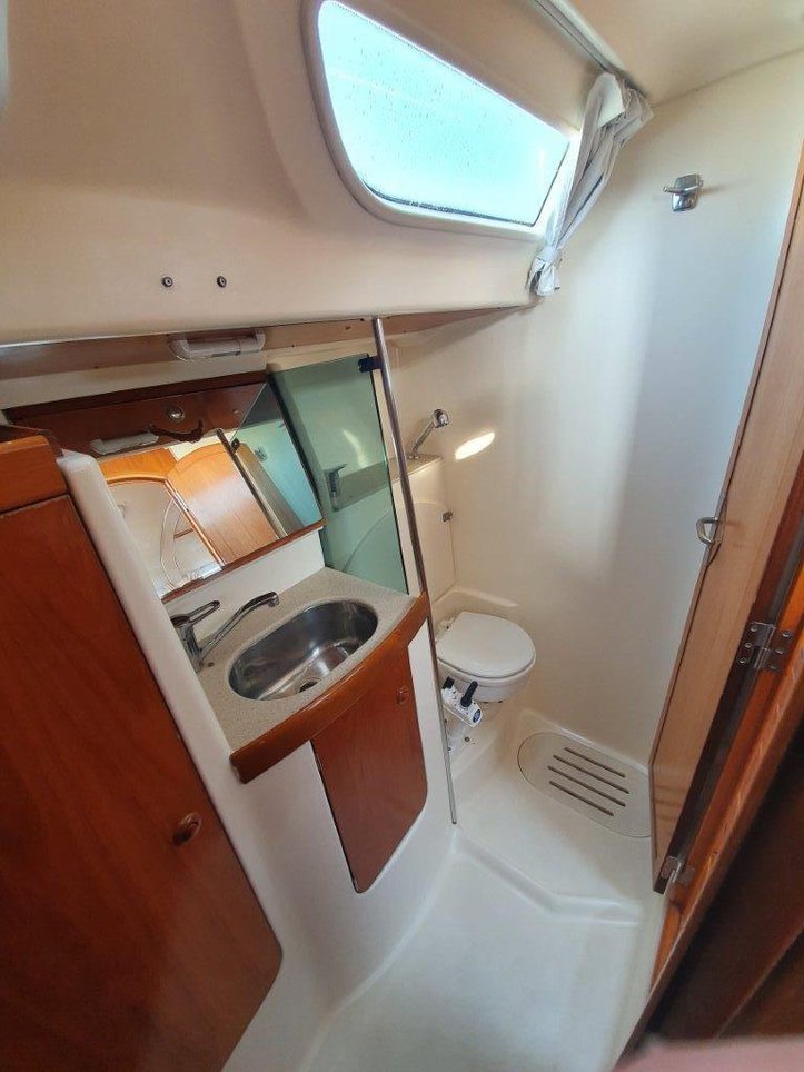 Photo #9 - Sun Odyssey 43 - 3 cab. (Mantiz) in Izola - 44216