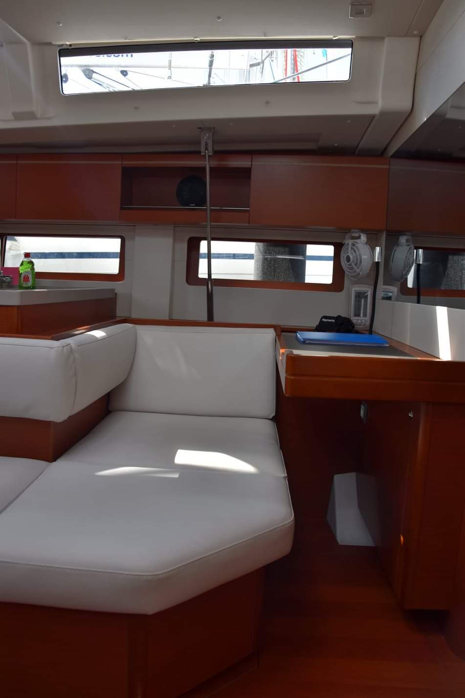 Photo #7 - Oceanis 51.1 - 5 + 1 cab. (Antonios) en Athènes - 44220