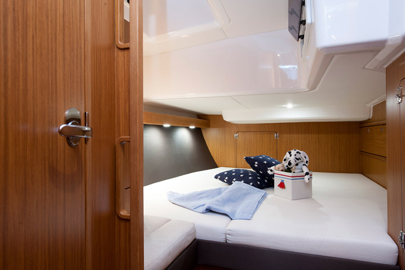 Photo #7 - Bavaria Cruiser 56 - 5 + 1 cab. (Sea Flower) in Athens - 44263